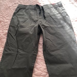 Cargo pants with drawstring